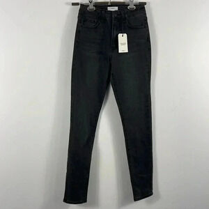 NWT  forever 21 Mid Rise Skinny Jeans 25x29